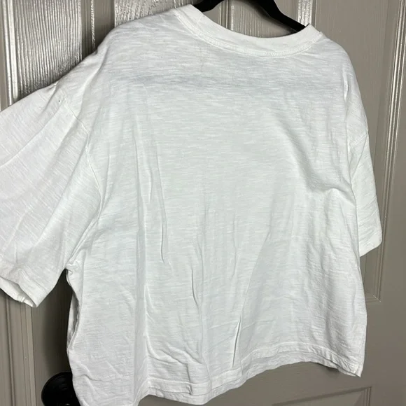 Universal thread boxy white T-shirt Sz XXL GUC - Picture 3 of 8